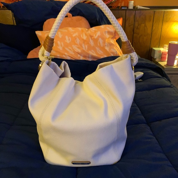 Michael Kors Handbags - 🔥AUTH EUC MK MARINA BAG🔥